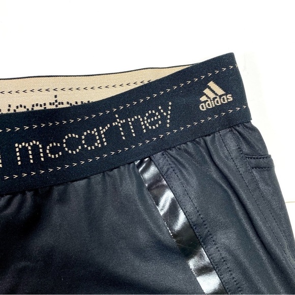 STELLA Mccartney Adidas Spell out Waist Ankle zip Running tights in Shiny Black - Picture 7 of 10